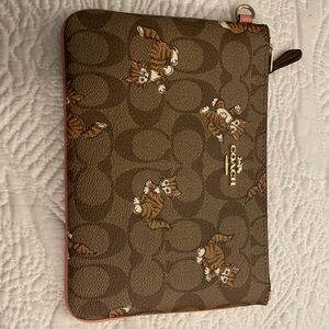 Coach cat print  pouch